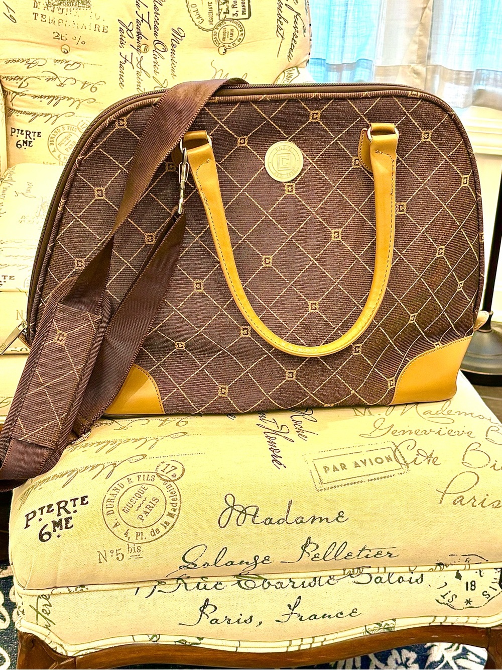 Chaps Weekender Bag /Travel Tote with Laptop Pocket NWOT (by Ralph Lauren)